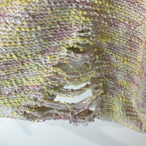 POL Chunky Knit V-Neck Oversized Distressed Sweater Size Large - Picture 8 of 16